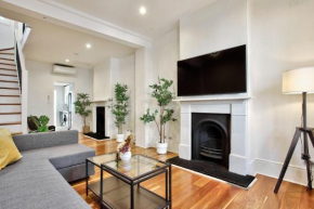 3 Bedrooms - Darling Harbour - Ada Place, Sydney